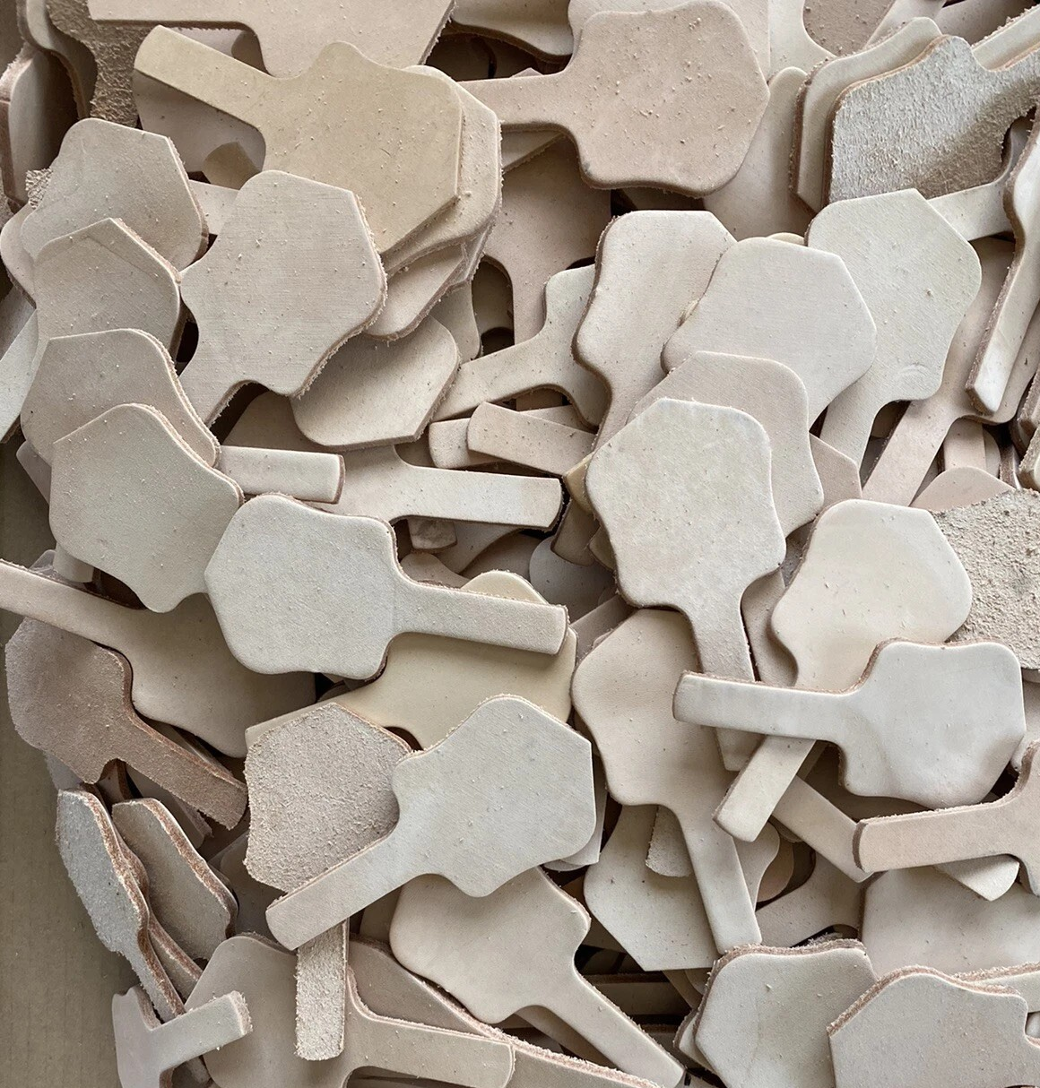 100 of Leather Key Fob Blanks - Nat. Veg