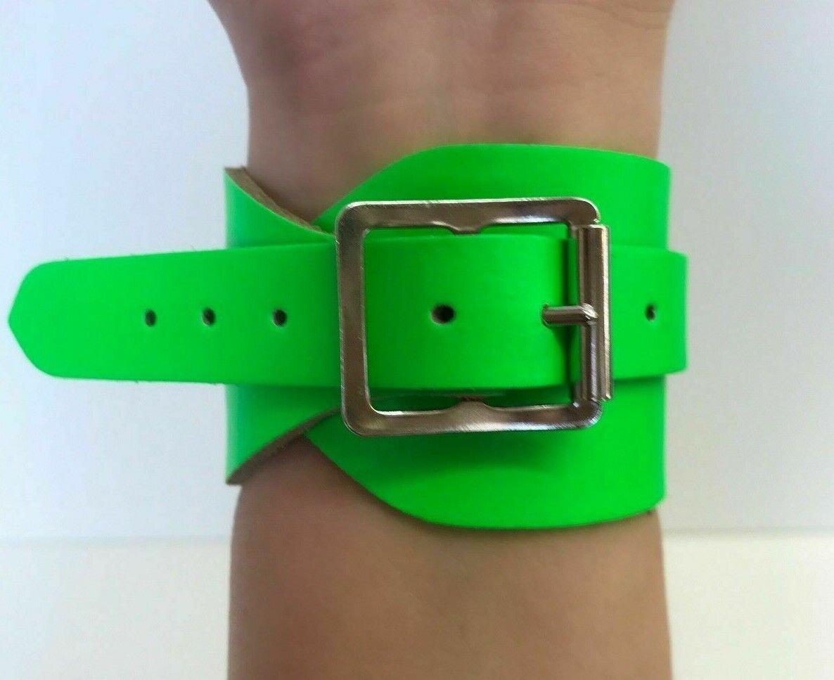 Leather One Strap Wrist Band Brace Support - Gym Weight Lifting Wrap - Various Colours (Fluorescent Green)