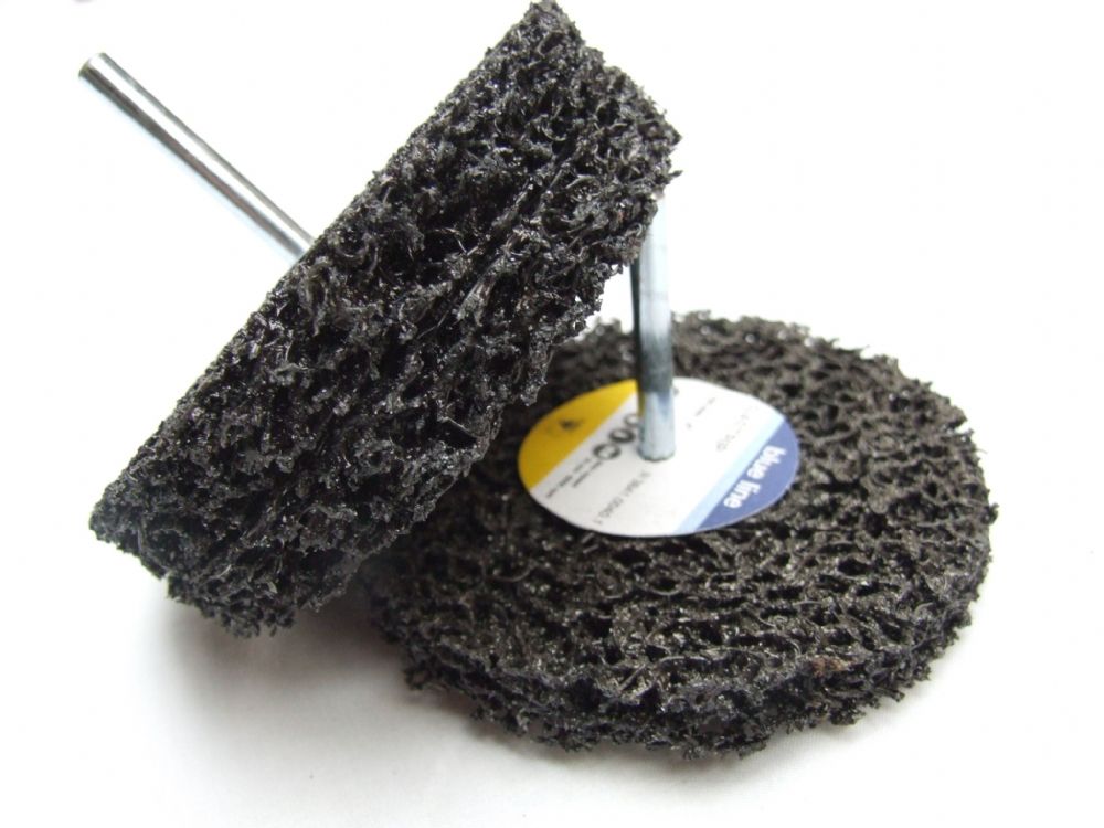 Spindle Mounted Clean & Strip Discs - (50mm x 2 Disc 6mm Spindle - 6000 RPM)