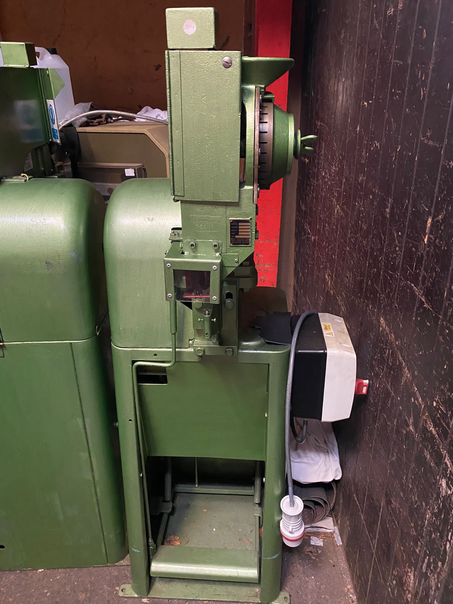 Style 120 Riveting Machine - COLLECTION ONLY - Please Contact